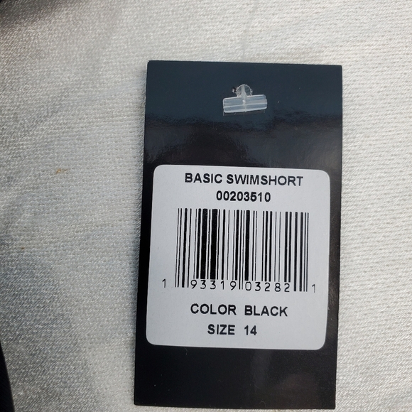 Avenue *new with tags* black swim shorts - Picture 4 of 9